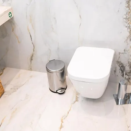 Rooftop I By Madeira Funchal (Madeira)